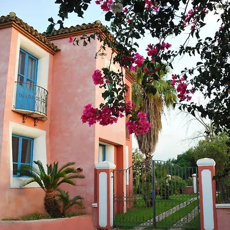 Aparthotel Peonia *