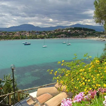 Peonia アパートホテル